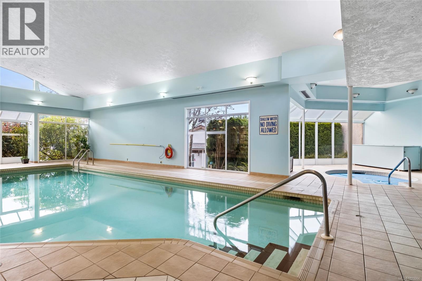 19 901 Kentwood Lane, Saanich