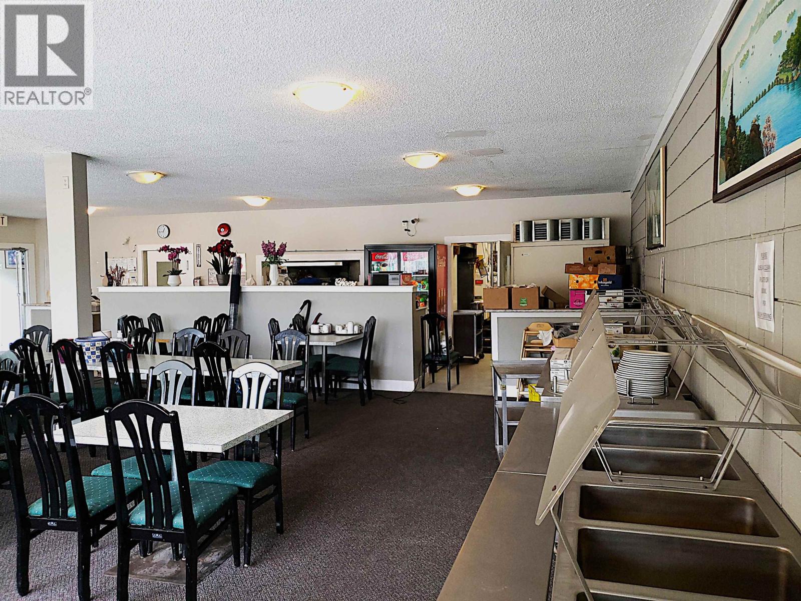Kitchen of 2260 HART HIGHWAY · Prince George, BC