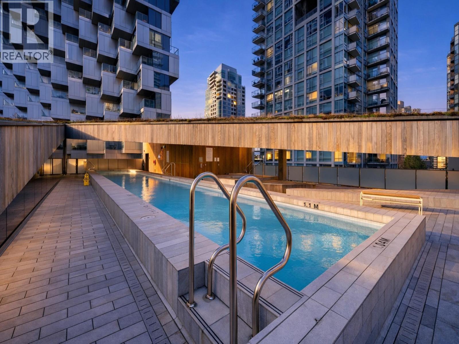 3209 1480 HOWE STREET, Vancouver