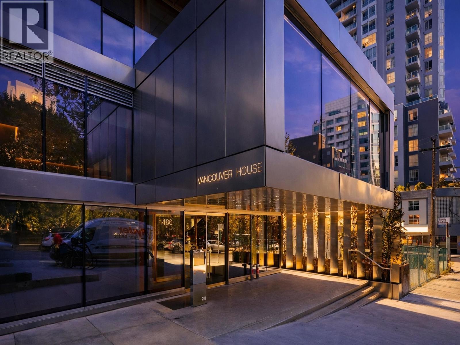 3209 1480 HOWE STREET, Vancouver