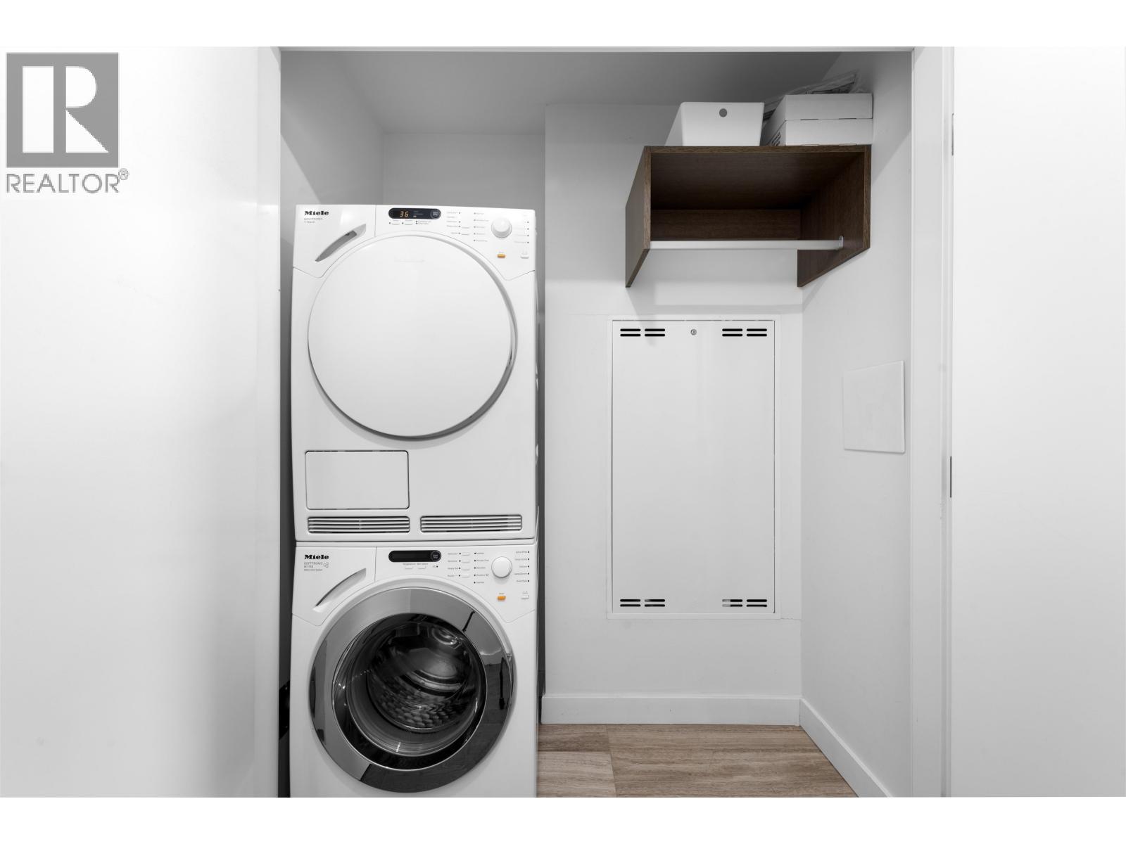 3209 1480 HOWE STREET, Vancouver