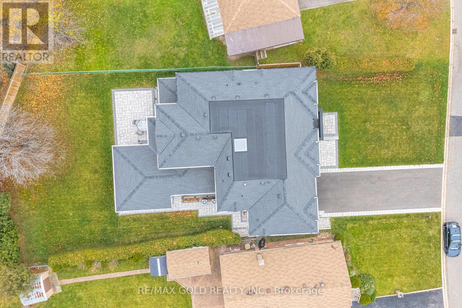 19 MALDAVER AVENUE - 8