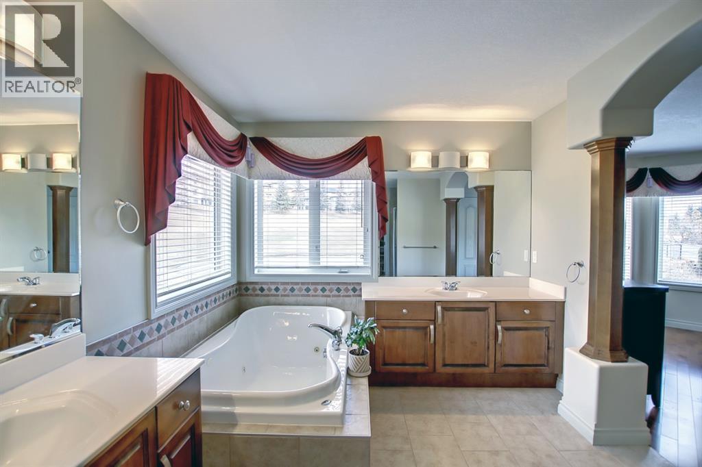 Single Family House for Sale in  Panorama Hills Point NW Panorama Hills Calgary 