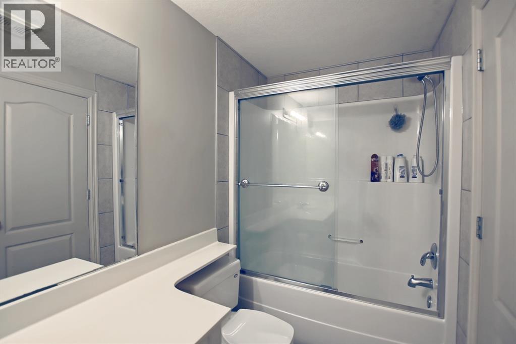 Single Family House for Sale in  Panorama Hills Point NW Panorama Hills Calgary 