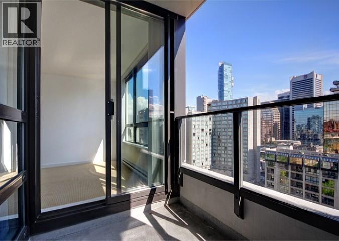 1522 938 SMITHE STREET, Vancouver