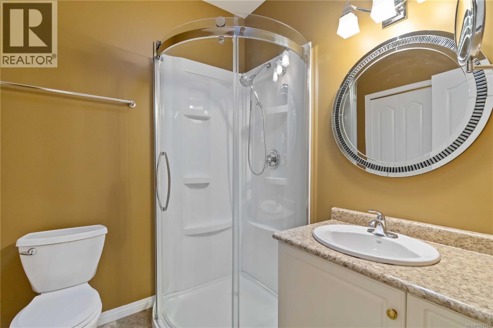 7 4291 Quadra Street, Saanich