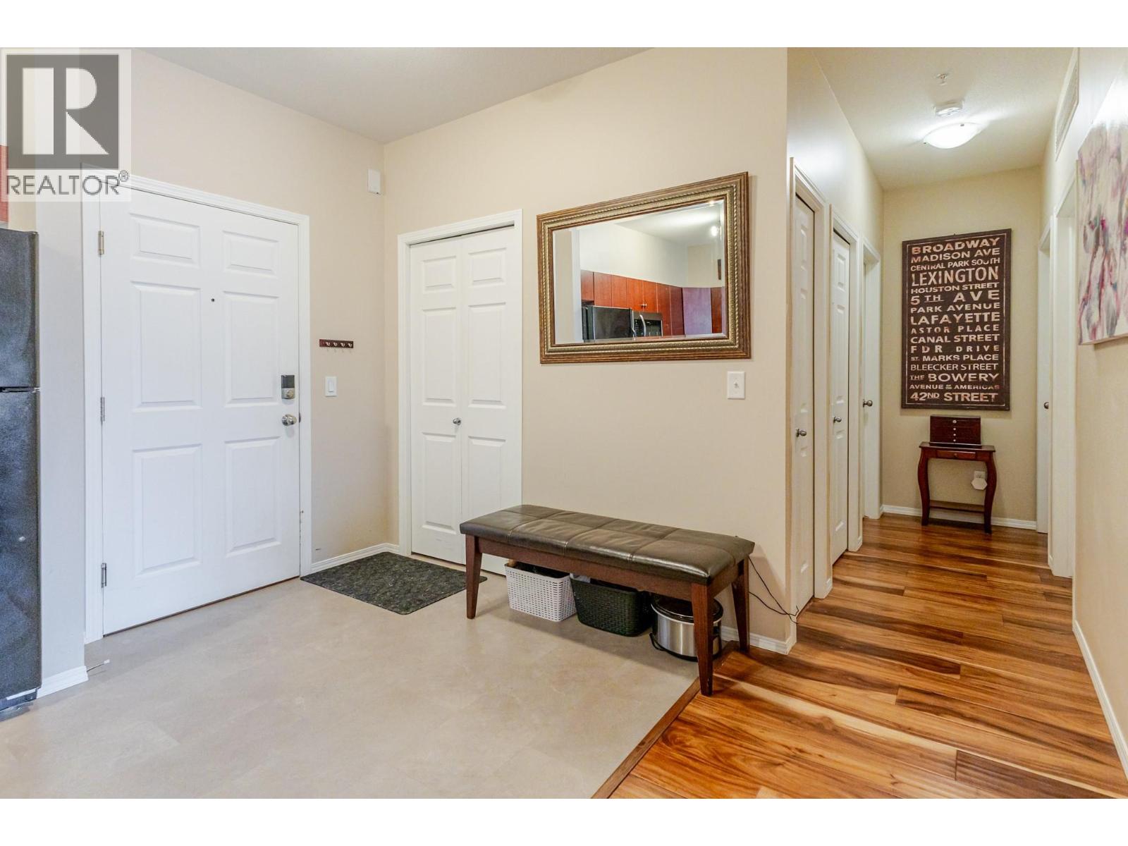 #1516 1875 Country Club Drive - 8
