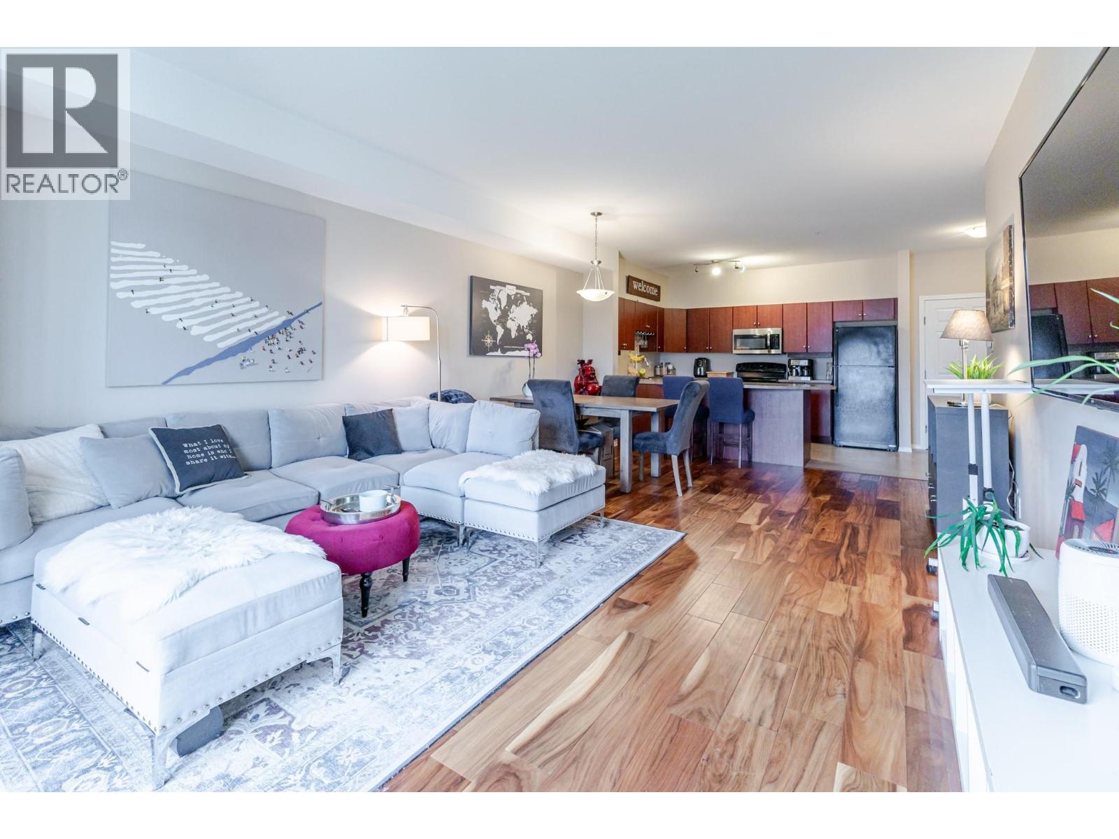#1516 1875 Country Club Drive - 6