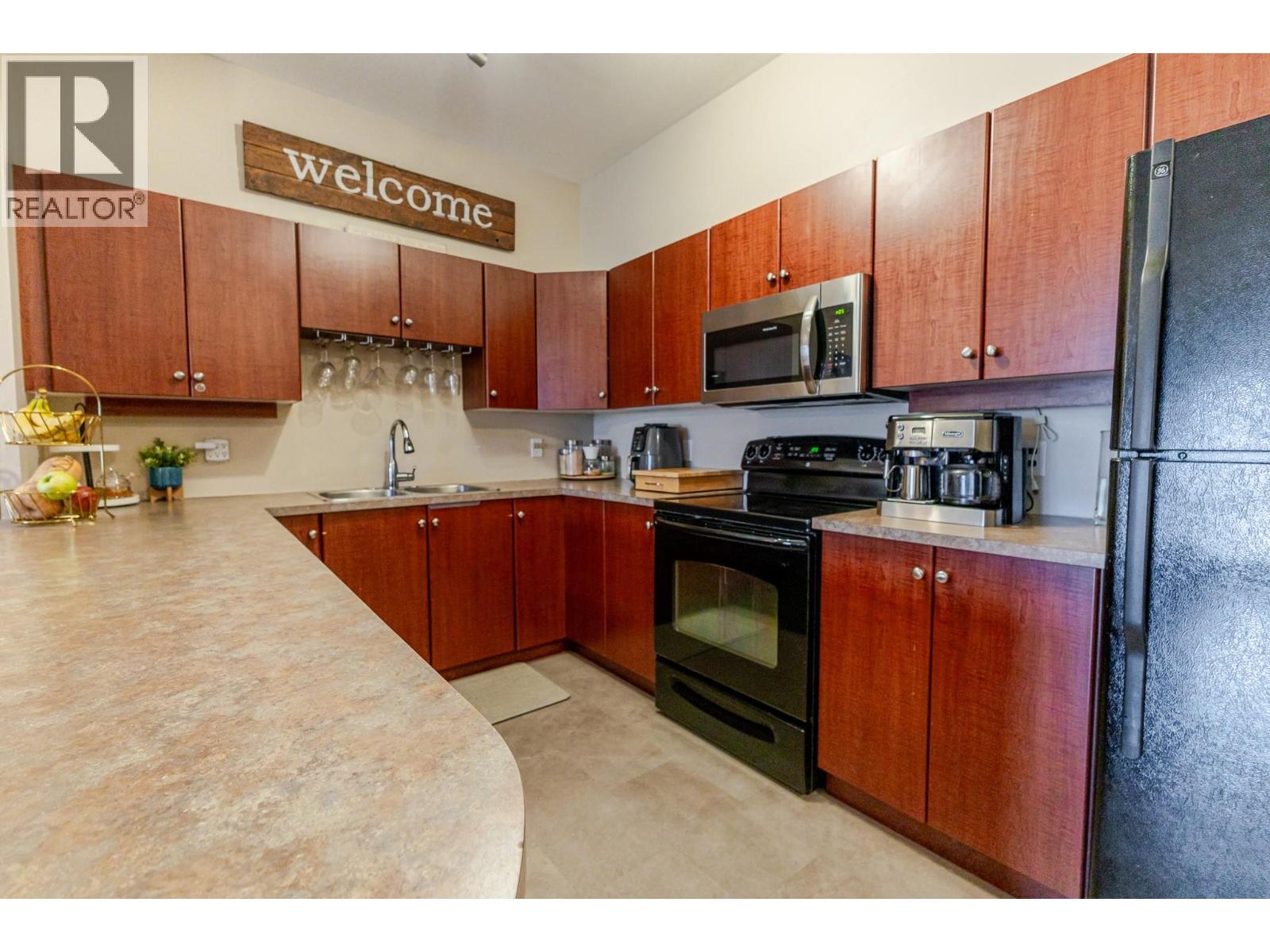 1516 1875 Country Club Drive, Kelowna