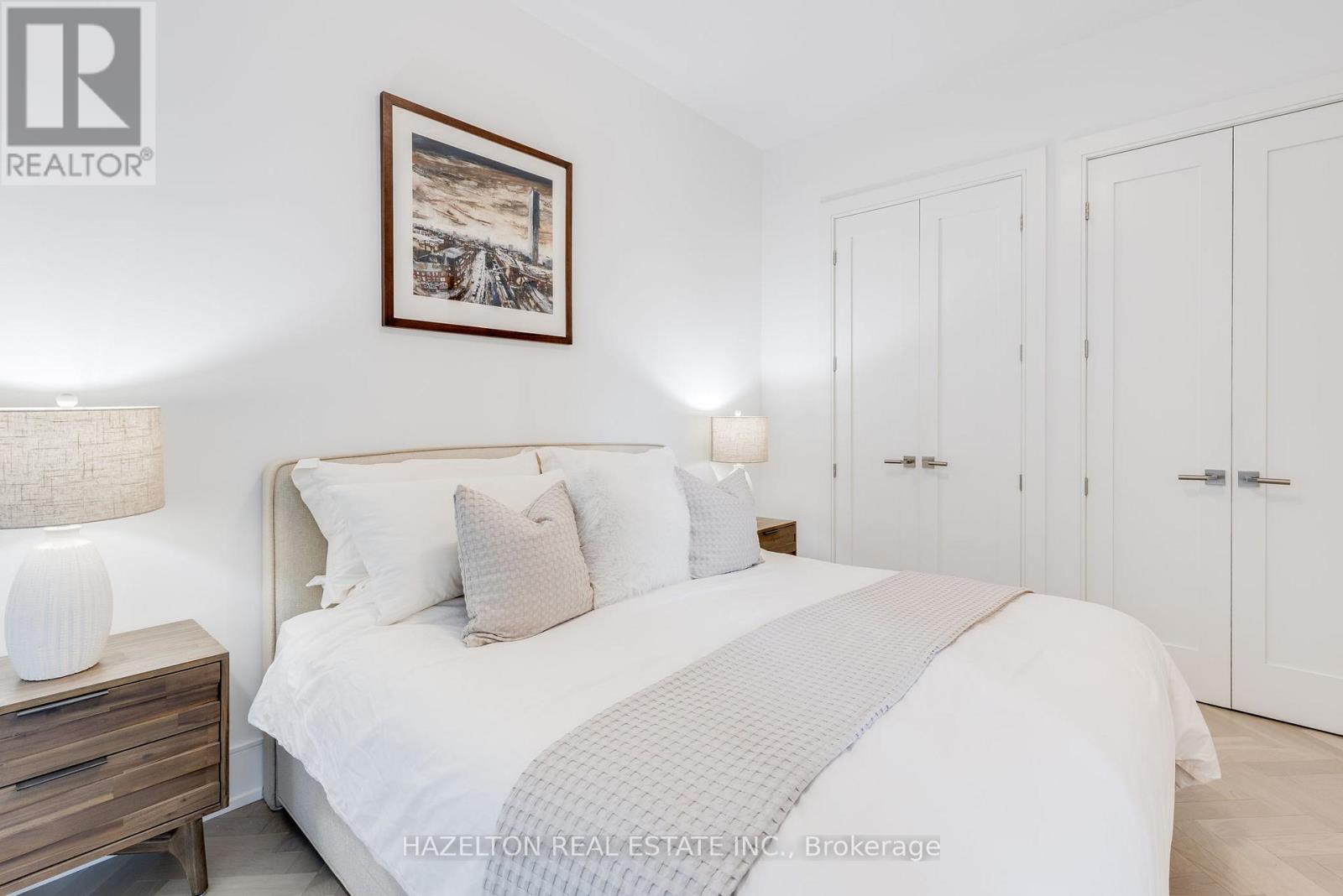 #301 455 WELLINGTON STREET W - 21