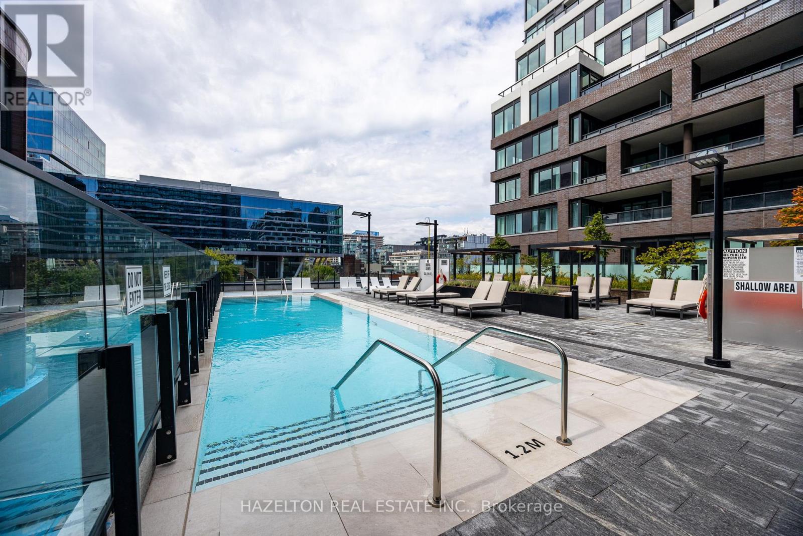 #301 455 WELLINGTON STREET W - 42