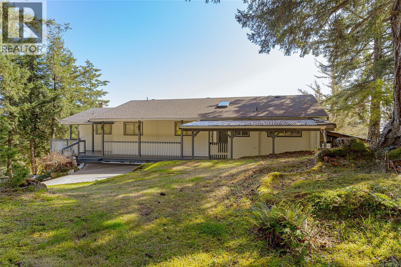 2270 Henlyn Dr, Sooke