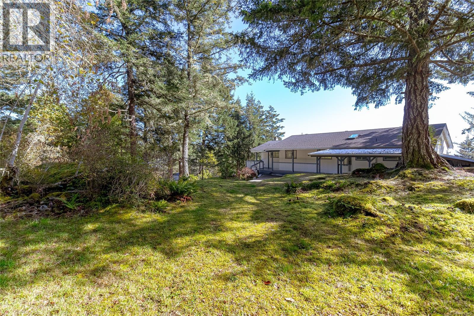 2270 Henlyn Dr, Sooke