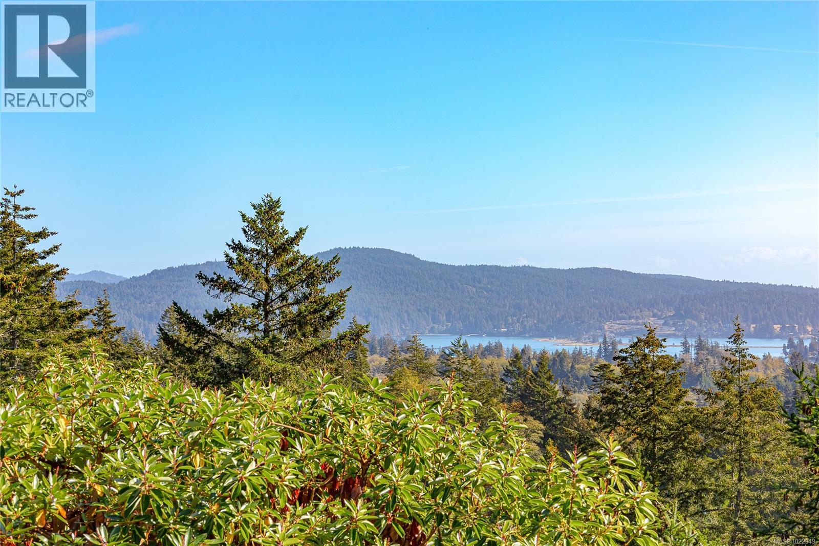 2270 Henlyn Dr, Sooke