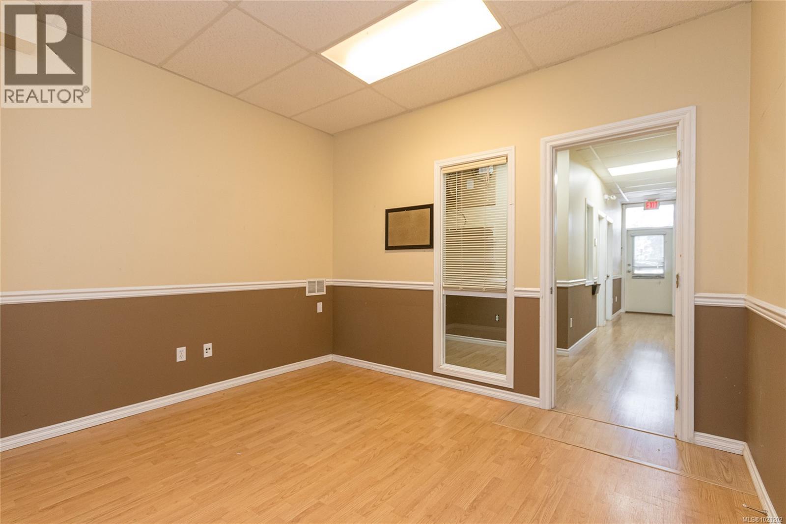 105 2849 Peatt Road, Langford