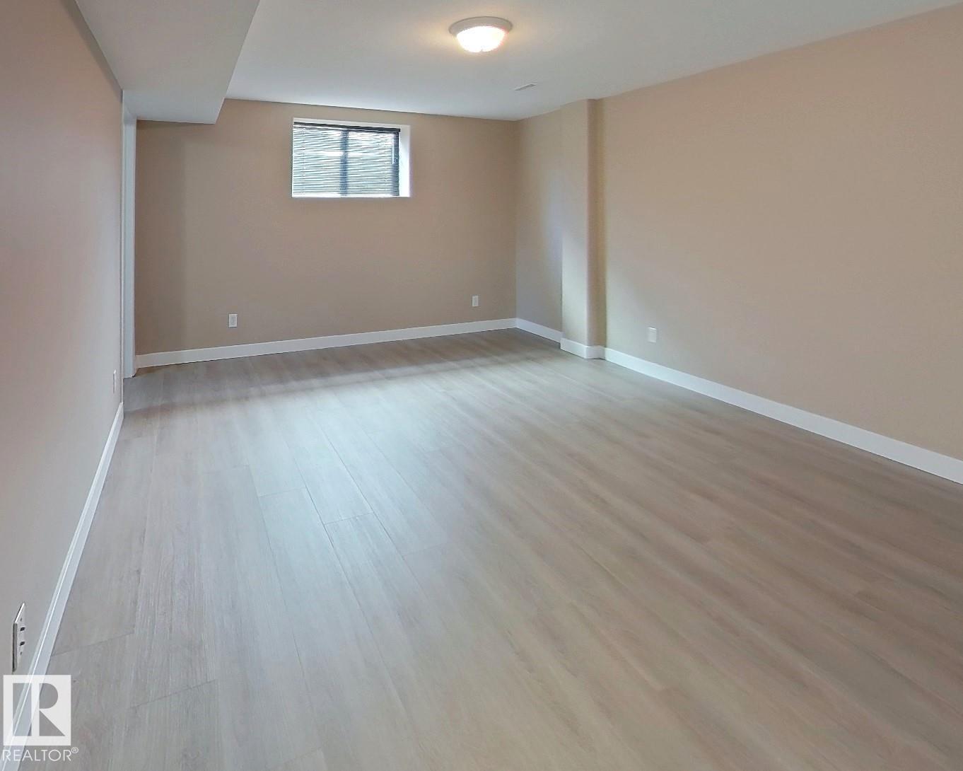 
          16407 81 Street NW
            <br/>
            <span>Edmonton</span>
            , 
            <span>AB</span>
             <span>T5Z3J3</span>
         - Photo 43