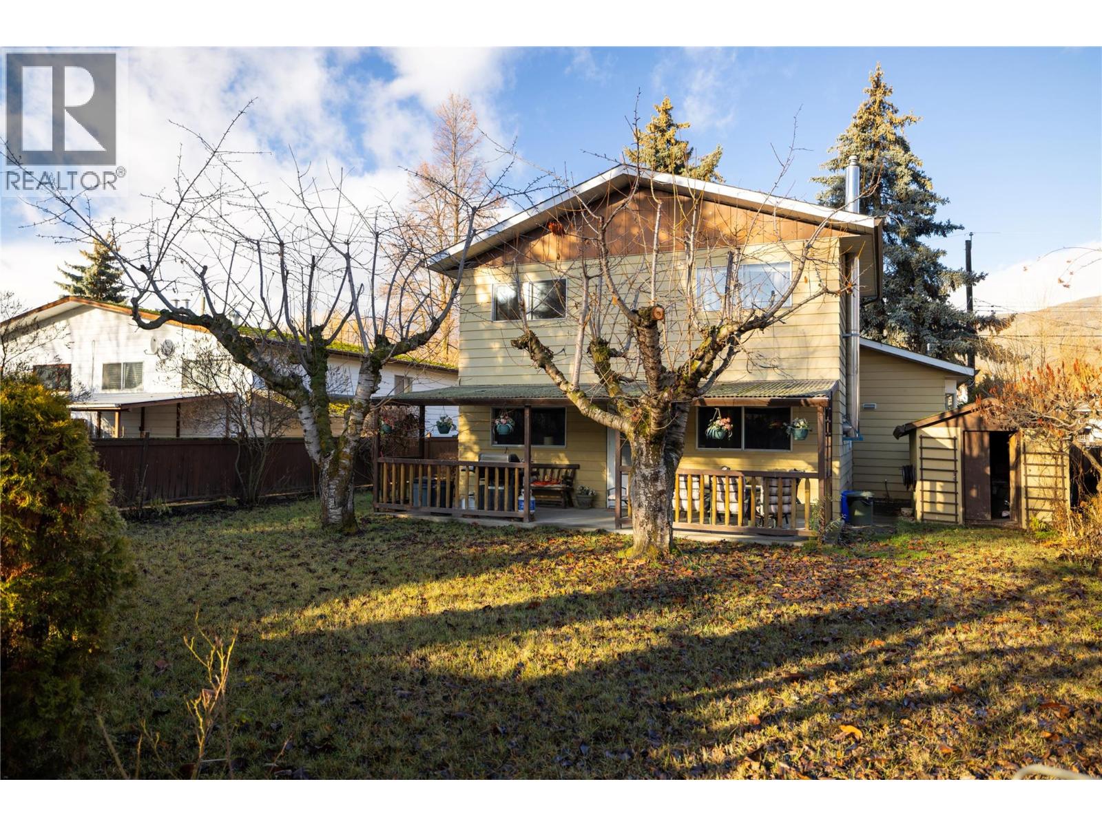  1607 45 Street, Vernon