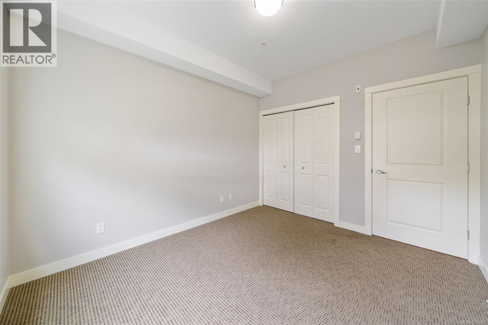 210 201 Nursery Hill Drive, View Royal