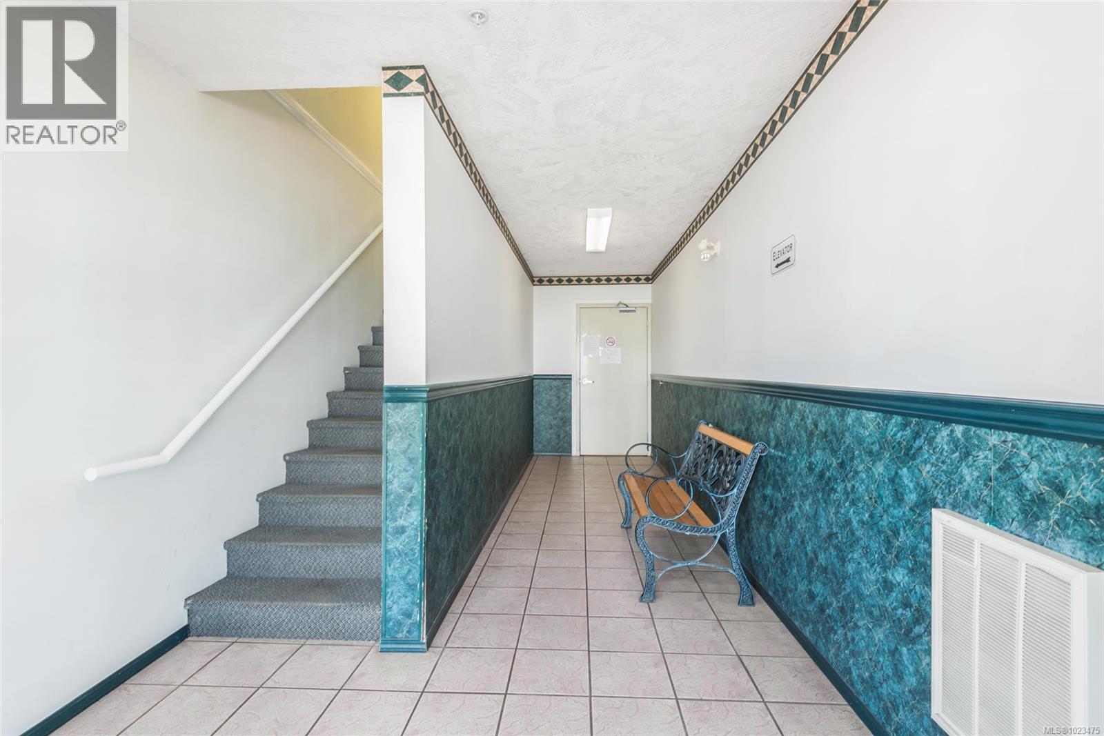 #212 3855 11th Ave - 11