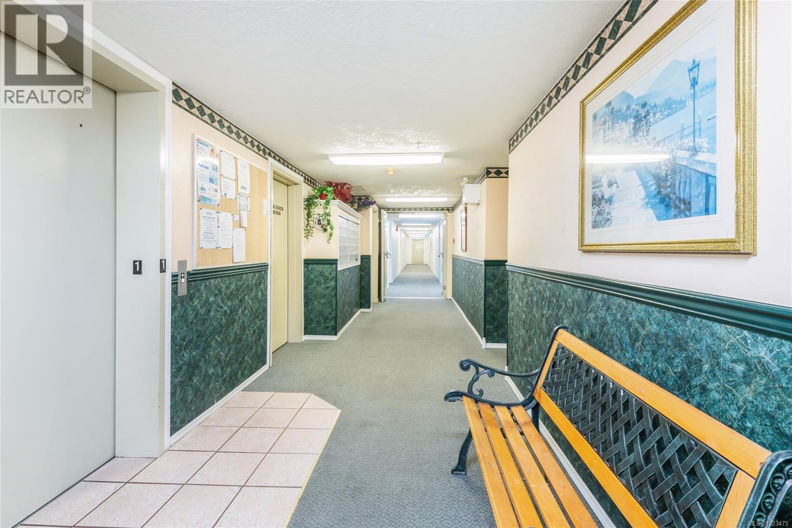 #212 3855 11th Ave - 9