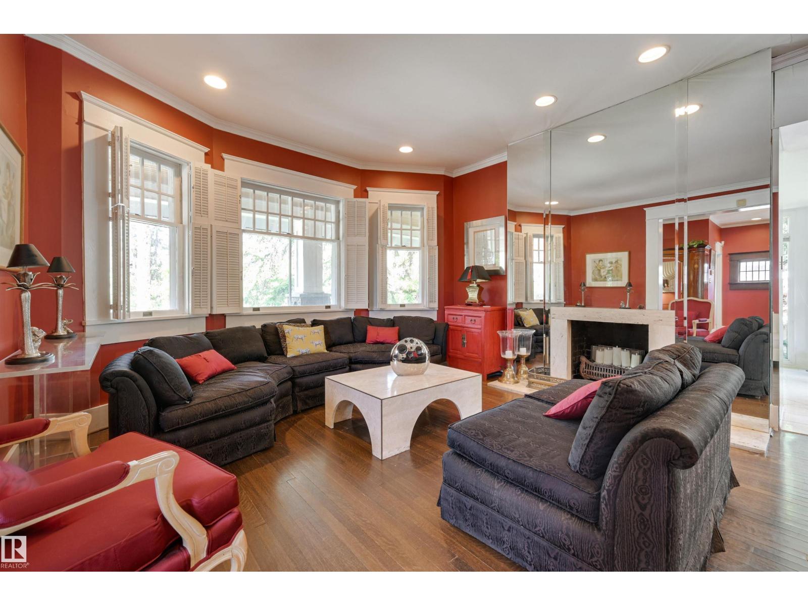 10226 CONNAUGHT DR NW, Edmonton