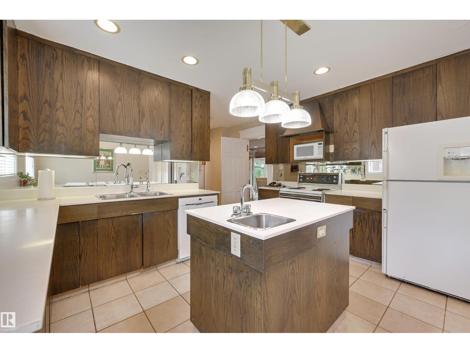 10226 CONNAUGHT DR NW, Edmonton