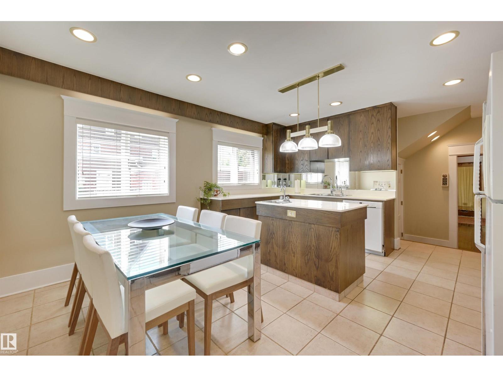 10226 CONNAUGHT DR NW, Edmonton