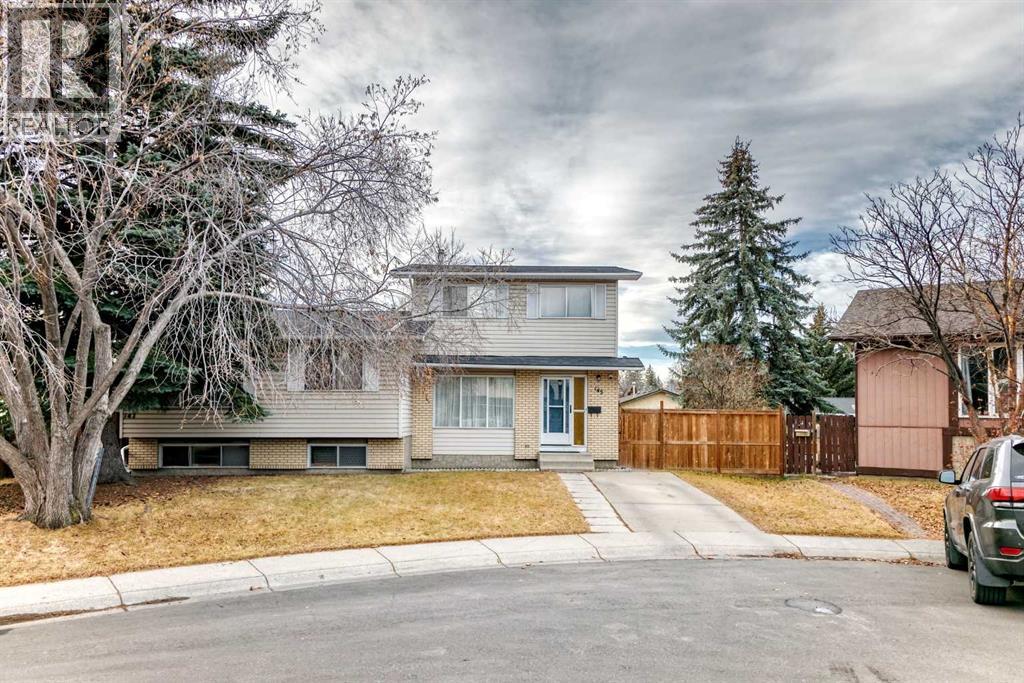 Single Family House for Sale in  Whitewood Place NE Whitehorn Calgary 