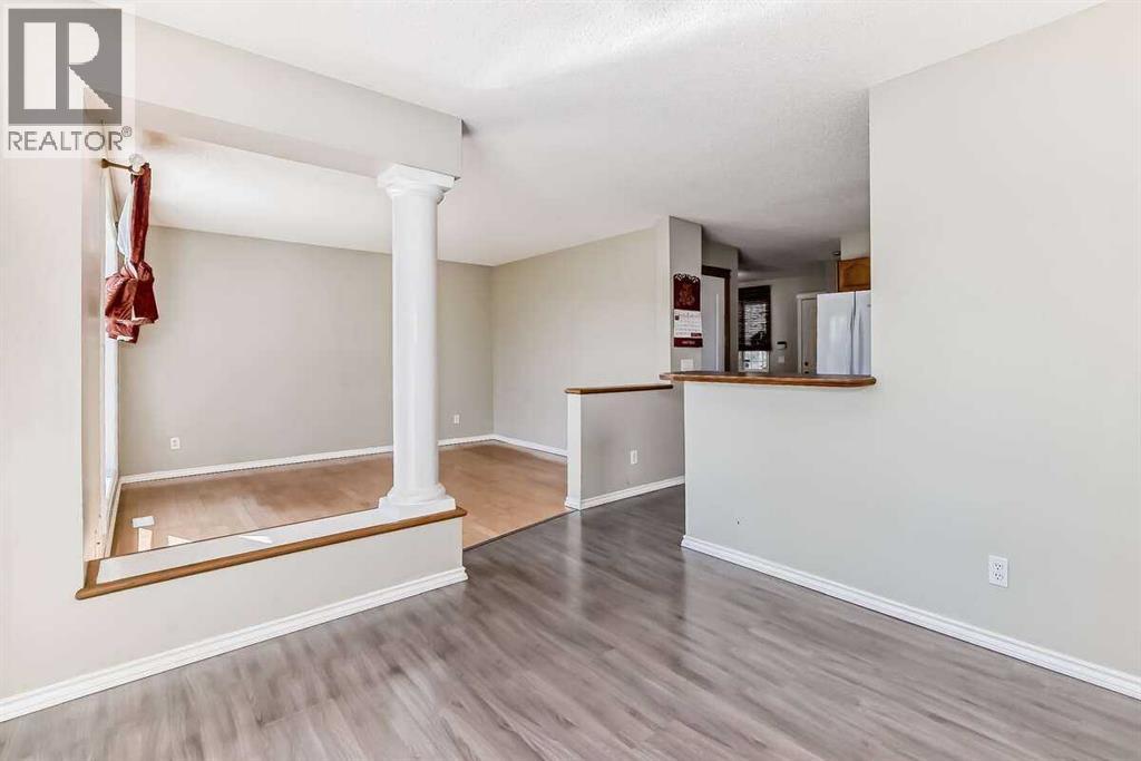 Single Family House for Sale in  Somerside Place SW Somerset Calgary 