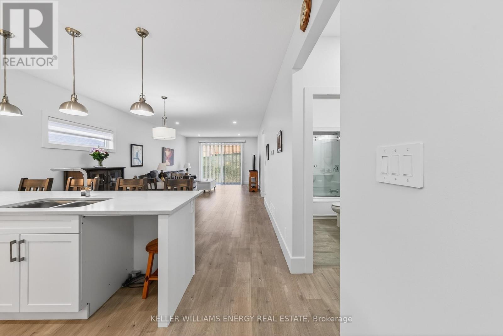 74 MEAGAN LANE, Quinte West (Frankford Ward), Ontario