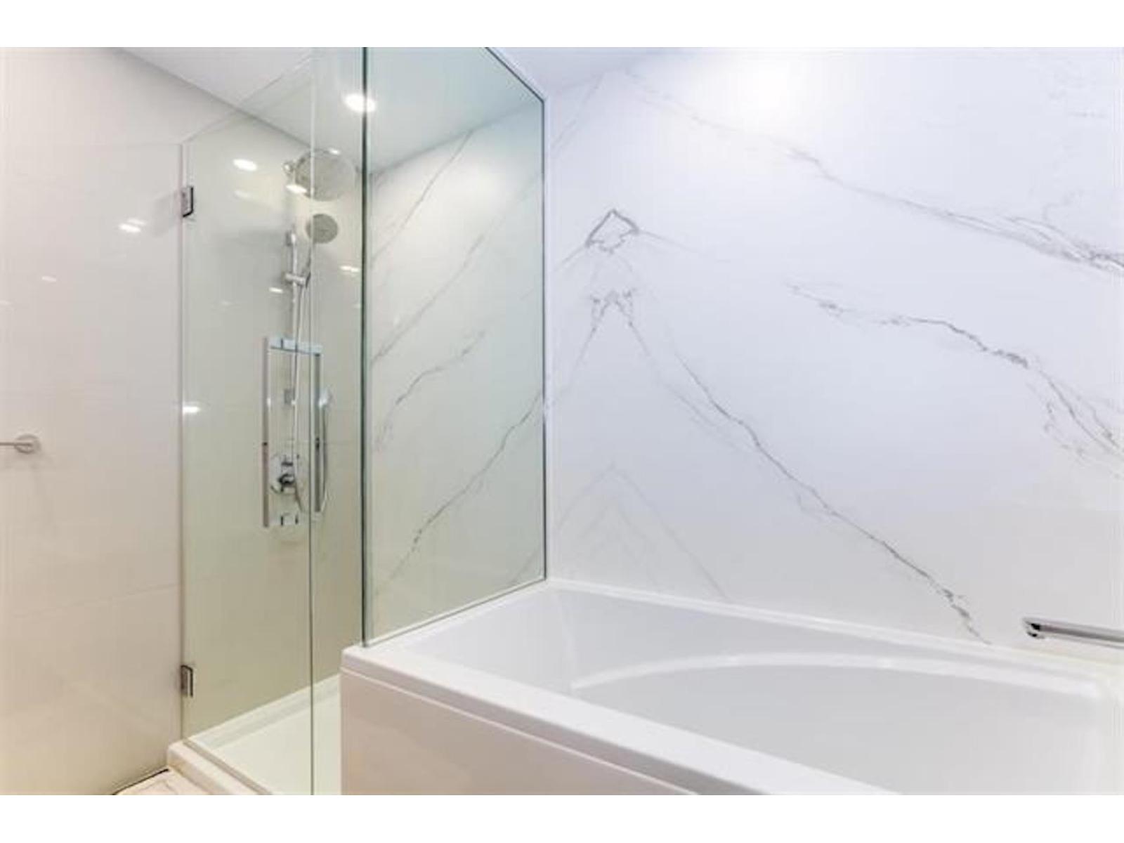 407 1441 JOHNSTON ROAD, White Rock