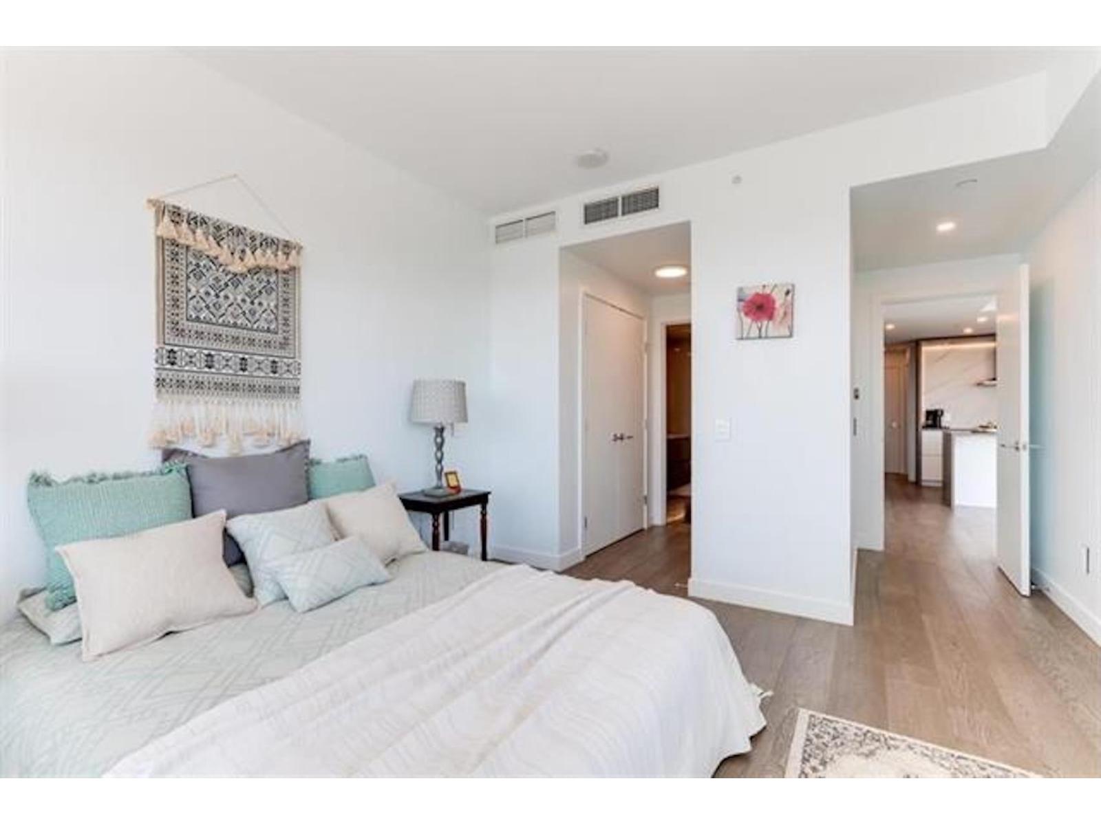 407 1441 JOHNSTON ROAD, White Rock