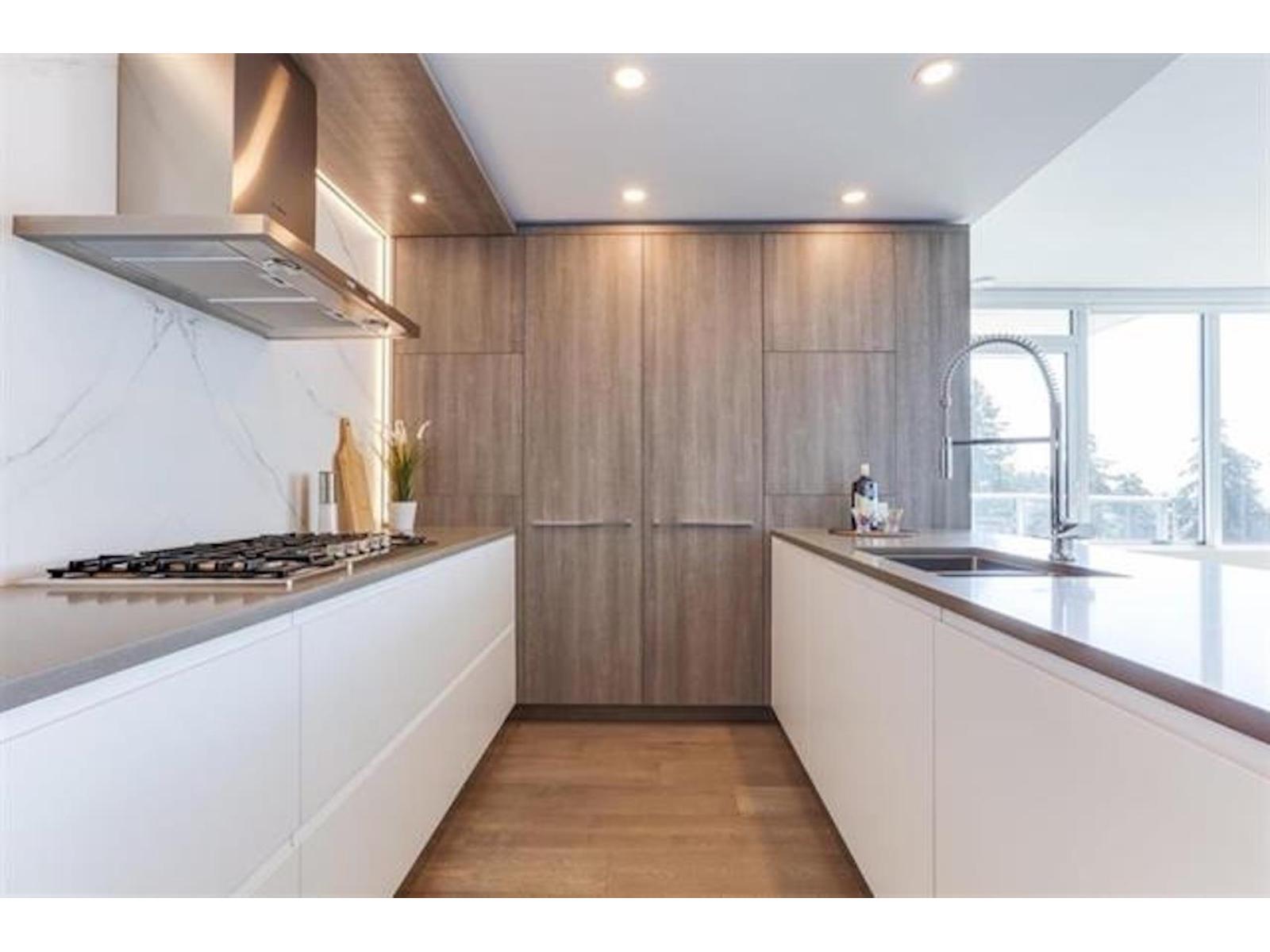 407 1441 JOHNSTON ROAD, White Rock