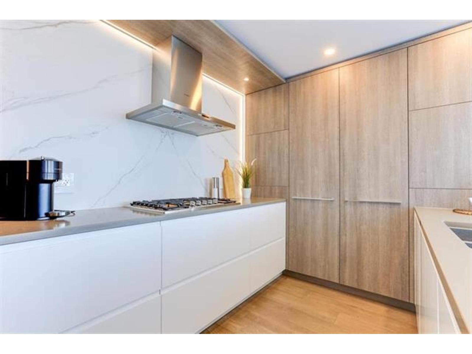 407 1441 JOHNSTON ROAD, White Rock