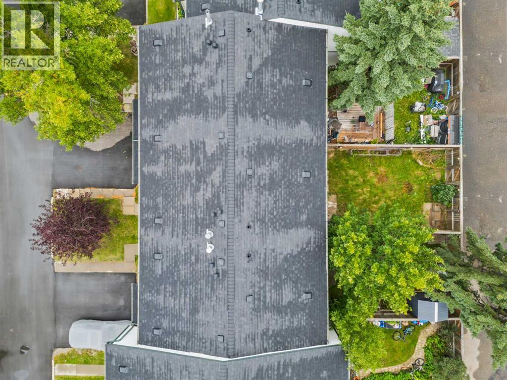 Single Family House for Sale in   Pennsylvania Road SE Penbrooke Meadows Calgary 