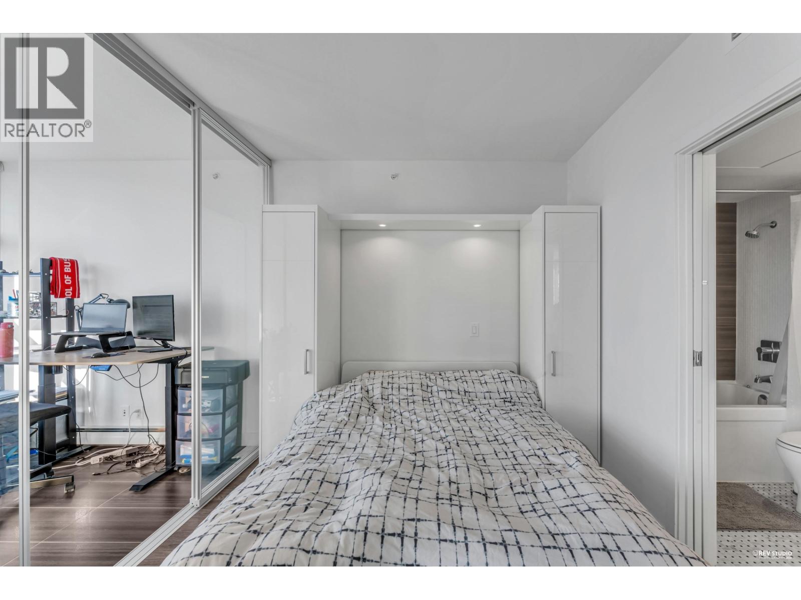 2206 1283 HOWE STREET, Vancouver