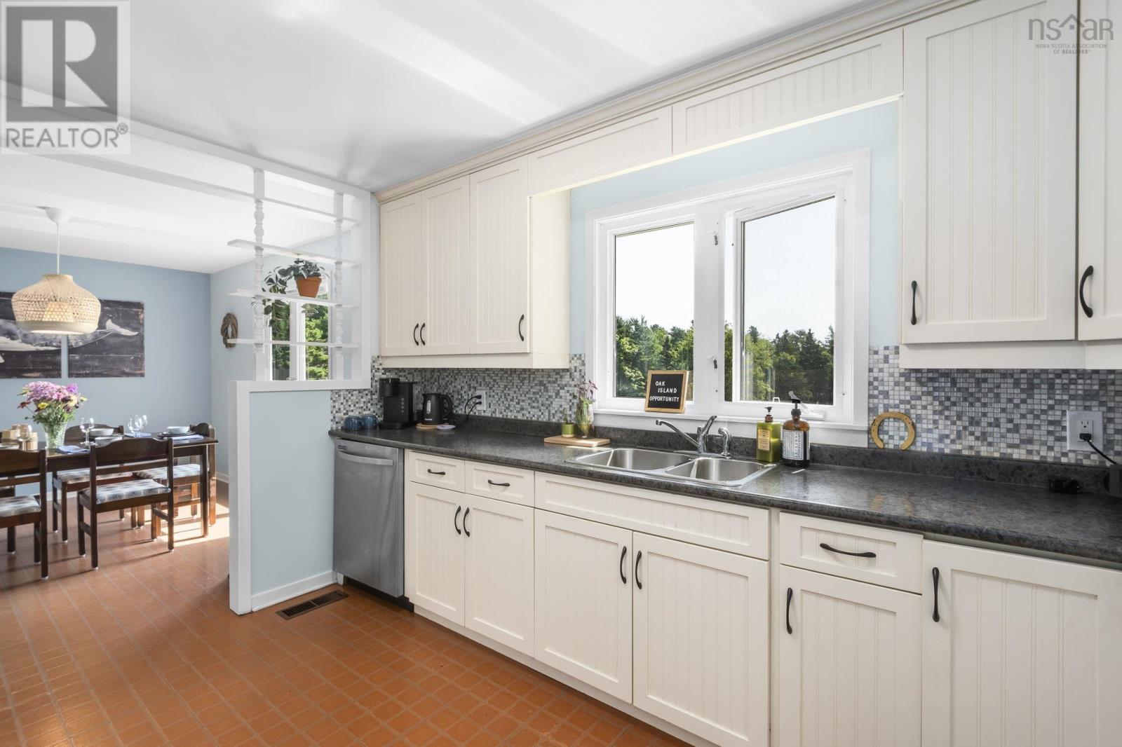 Property 13 of 28 of 14 Murry Road