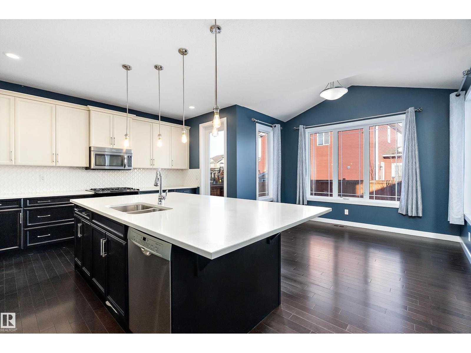 103 ROSEMOUNT BA, Beaumont