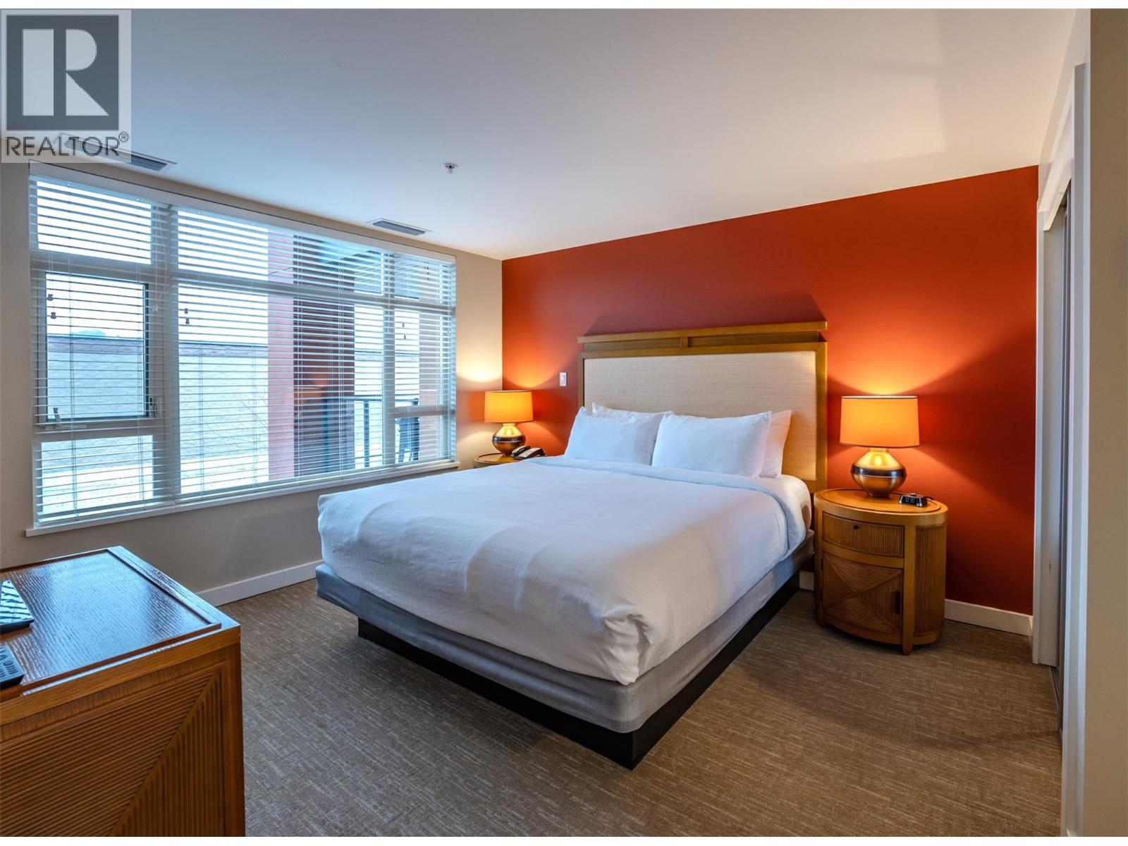 15 PARK Place Unit# 327, Osoyoos