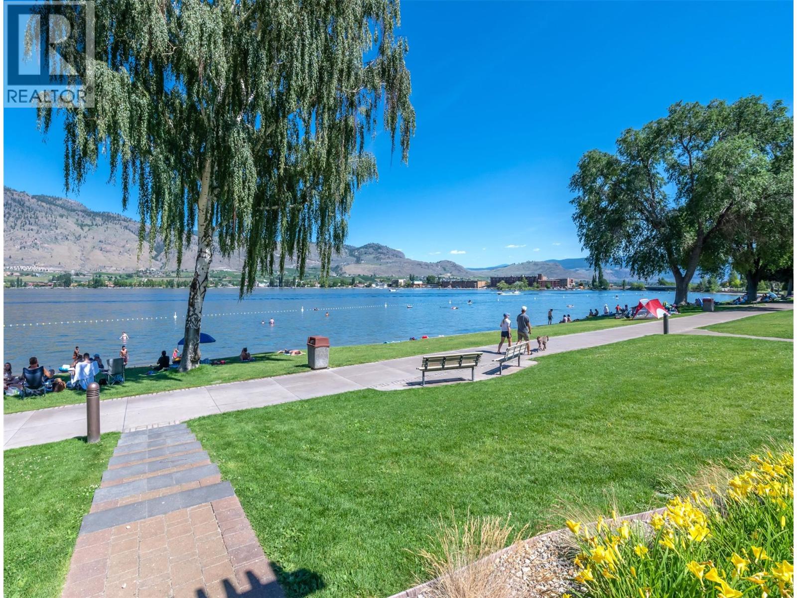 15 PARK Place Unit# 327, Osoyoos