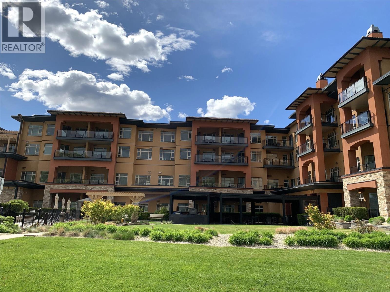 15 PARK Place Unit# 327, Osoyoos