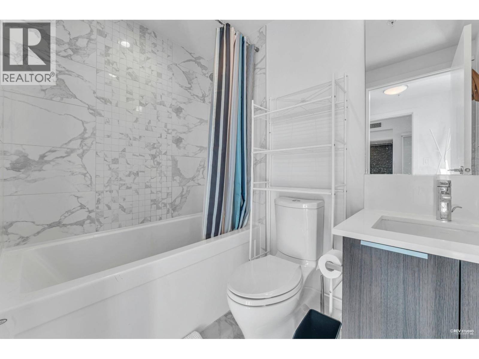 2206 1283 HOWE STREET, Vancouver