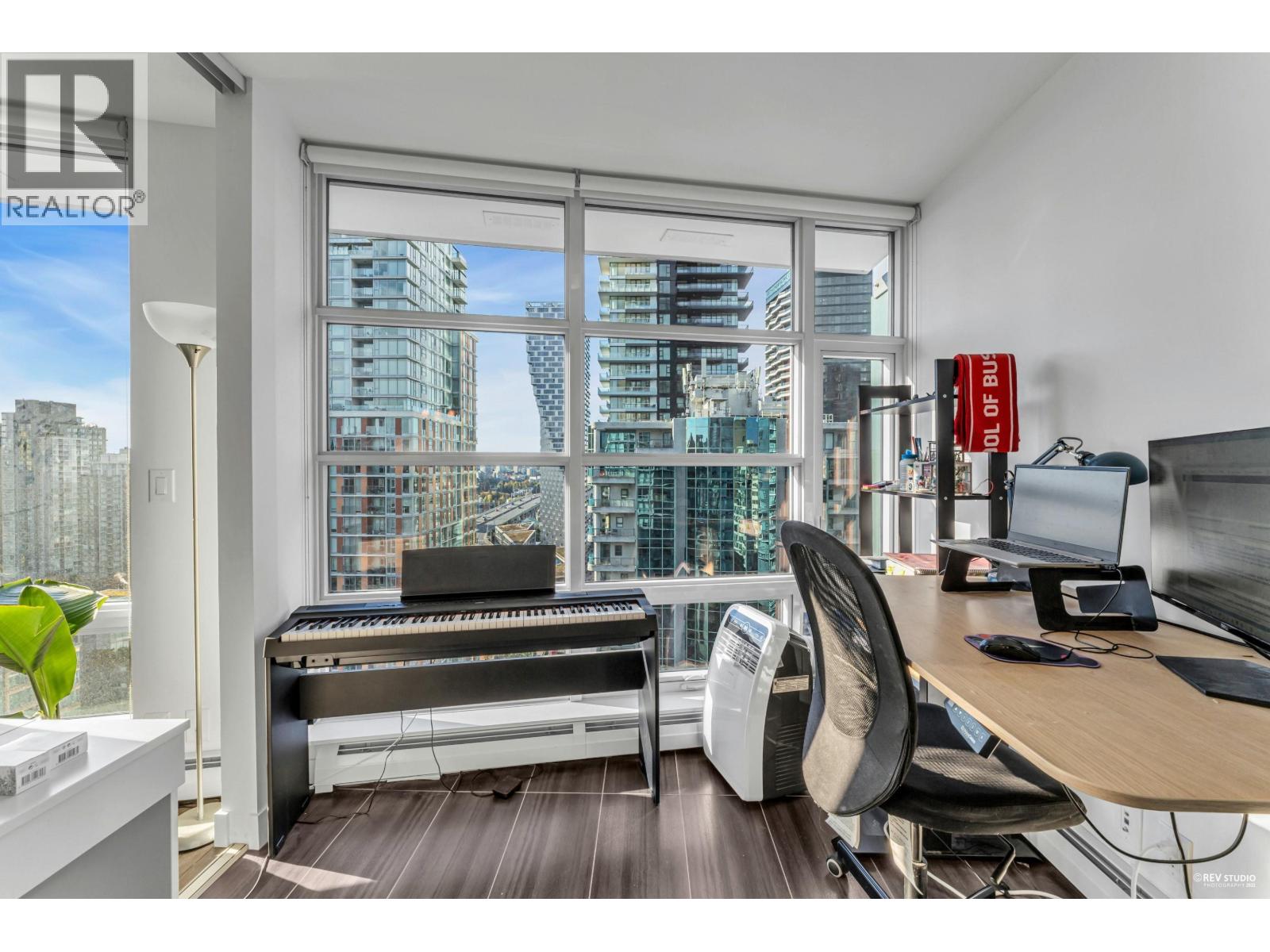 2206 1283 HOWE STREET, Vancouver