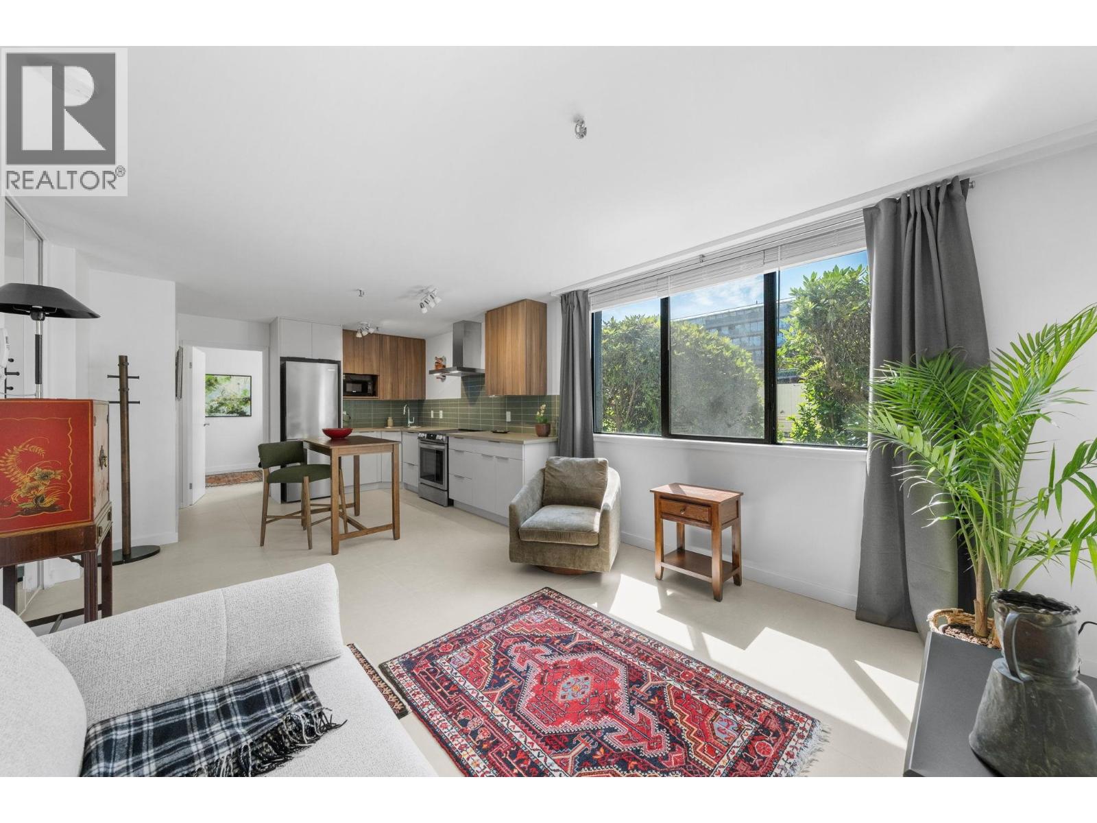 101A 460 14TH STREET, West Vancouver