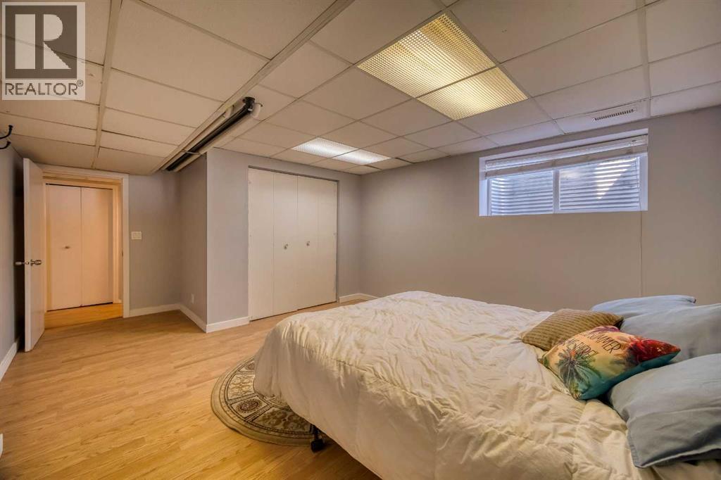 354142 48 STREET E - 45