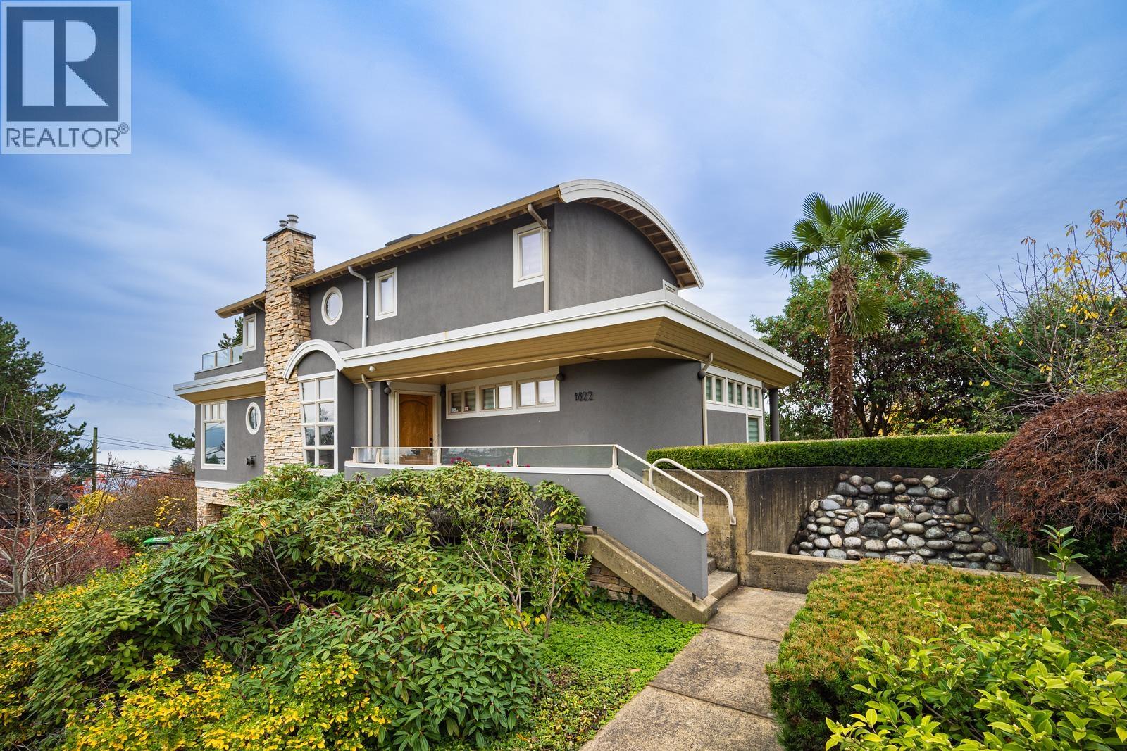 1822 SASAMAT STREET, Vancouver