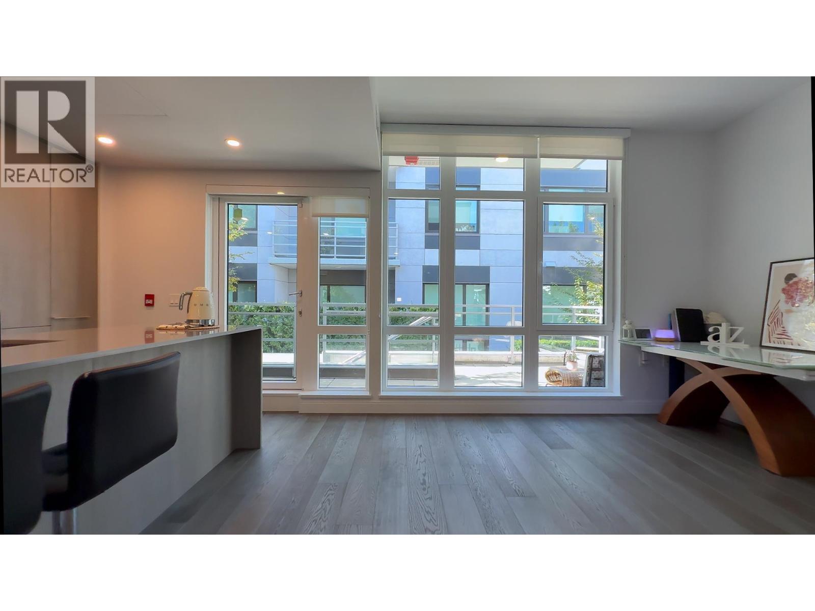 4916 CAMBIE STREET, Vancouver