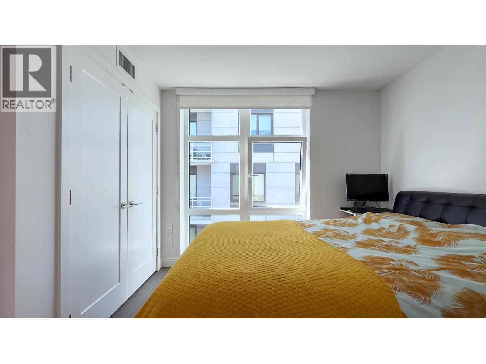 4916 CAMBIE STREET, Vancouver