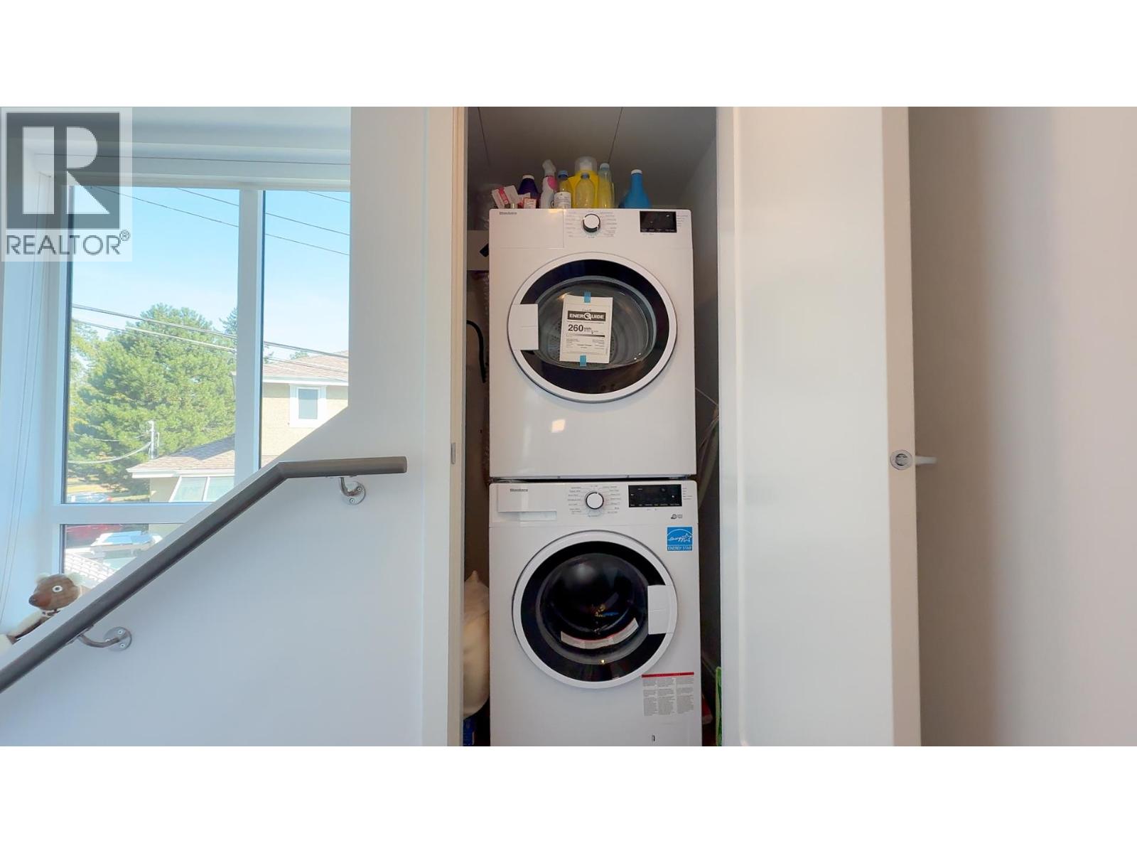 4916 CAMBIE STREET, Vancouver