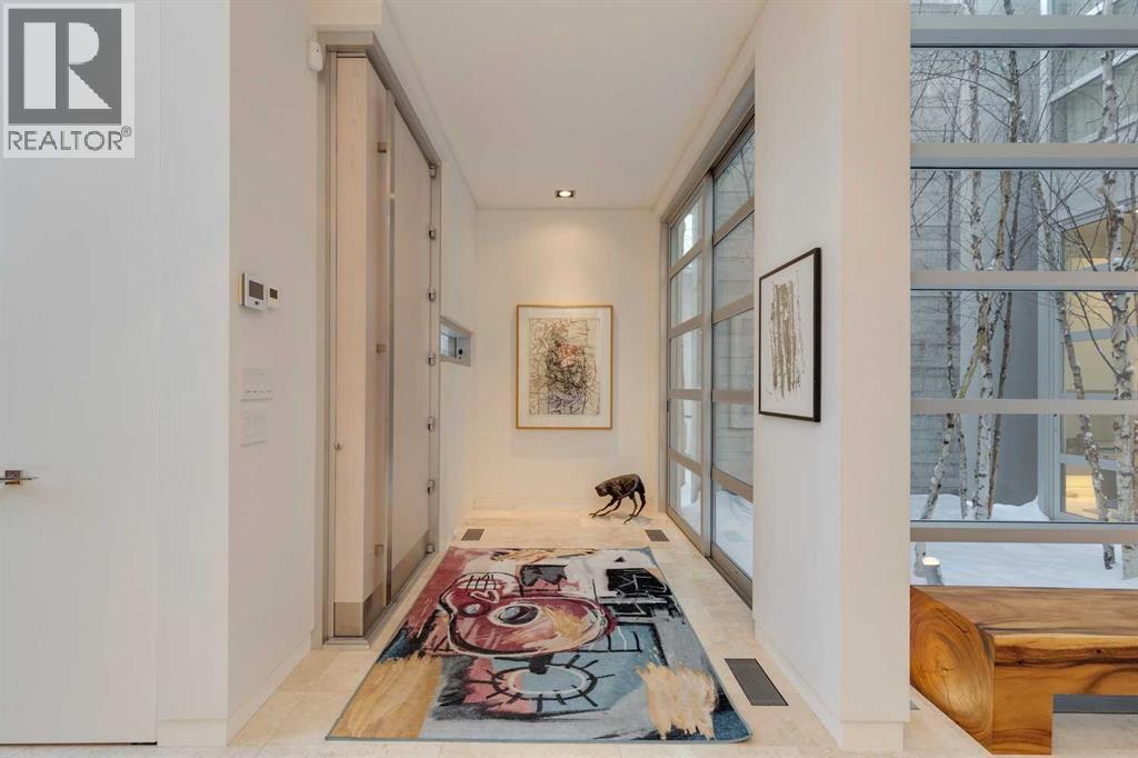 Single Family House for Sale in  st Street SW Roxboro Calgary 